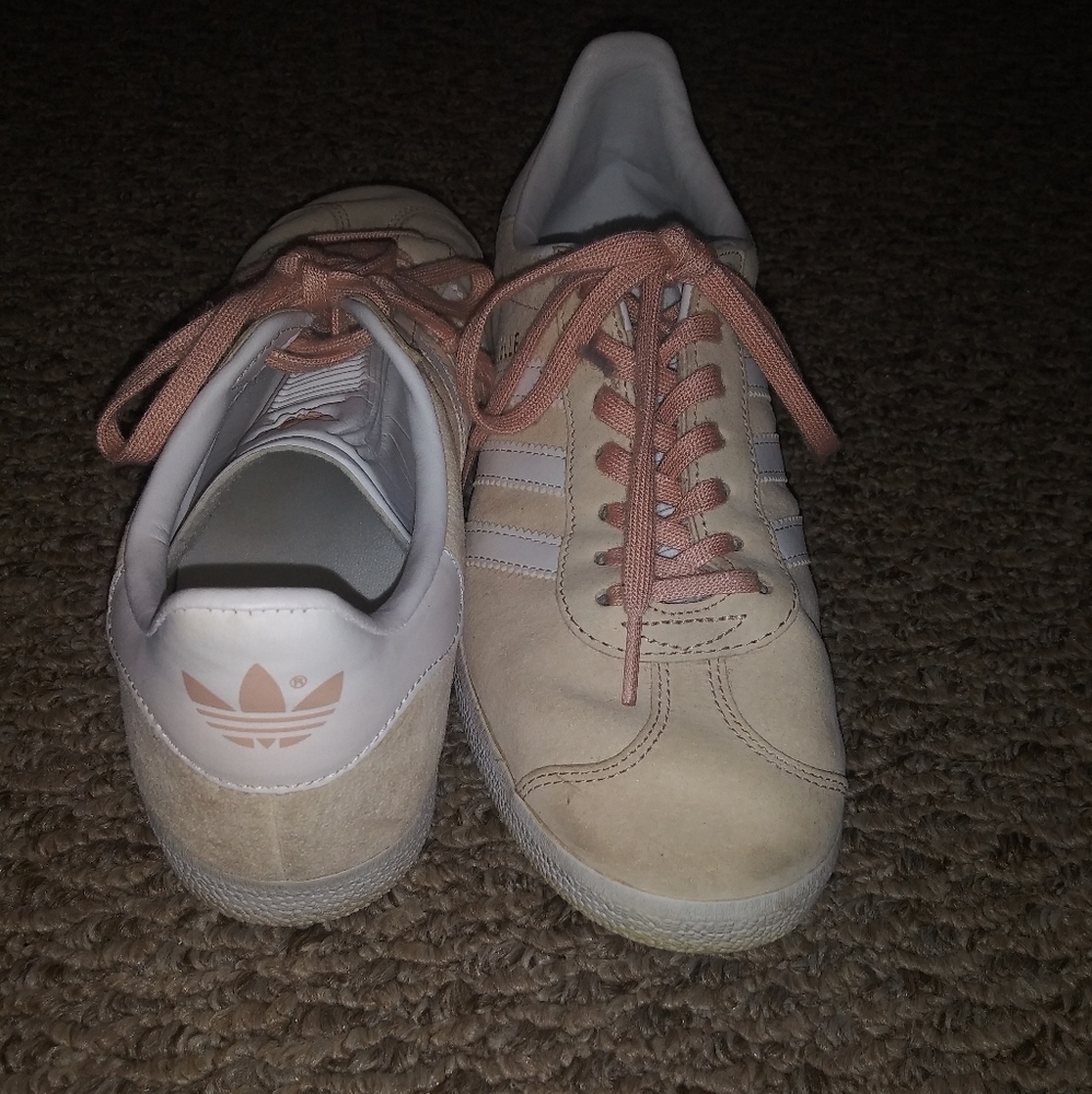 Light pink and tan adidas shoes size 7